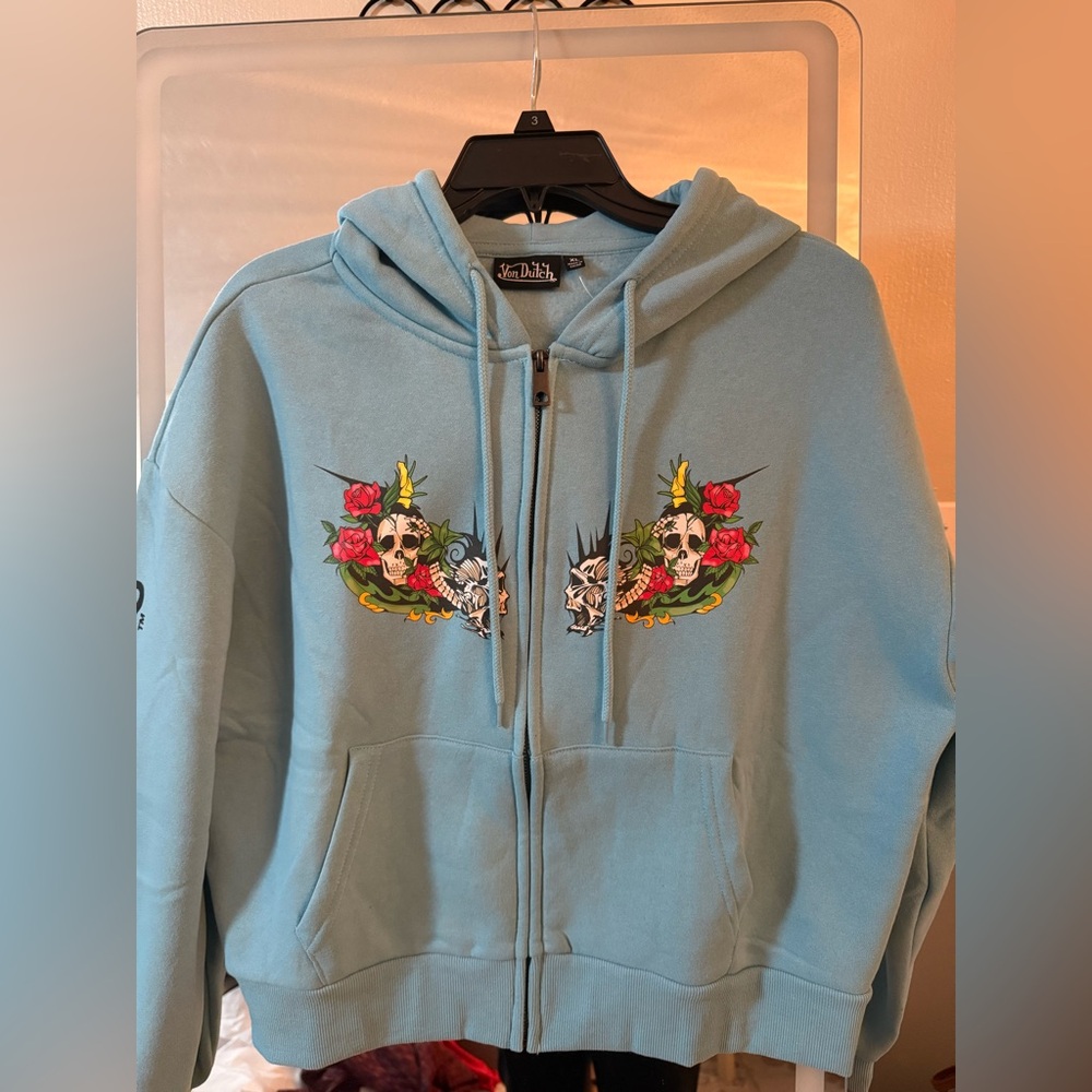 Von Dutch Hoodie - Picture 5 of 9